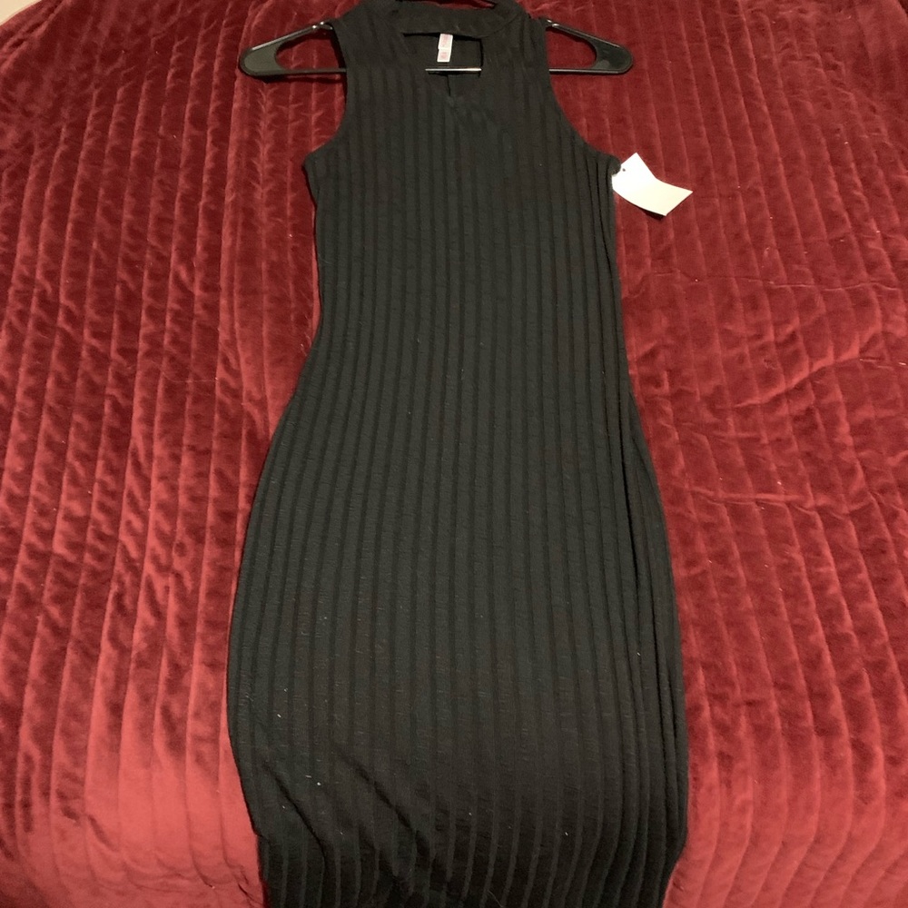 Black midi dress
